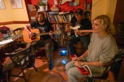 Koncert kapely Folkchester United - Čajovna - vinotéka bez názvu, 3.10.2025