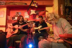 Koncert kapely Folkchester United - Čajovna - vinotéka bez názvu, 3.10.2025