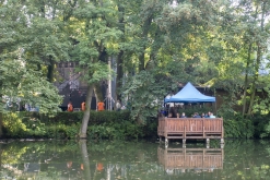 Hudební festival Švestkové dráhy a Třebívlické vinobraní