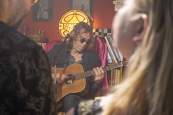 Justin Lavash v Lovosicích - Čajovna - vinotéka bez názvu, Lovosice