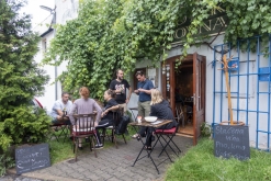 Justin Lavash v Lovosicích - Čajovna - vinotéka bez názvu, Lovosice