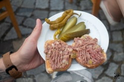 Fridrich & Fridrich 2.část před vinotékou - Čajovna - vinotéka bez názvu, Lovosice