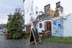 Koncert pro UA: Serhiy Yakimchuk, Ernest Voltr, Pepek a Námořník, Tom77 - Čajovna - vinotéka bez názvu, Lovosice (30. 3. 2023)