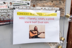 Miri: Planety, vztahy a písně, které tvoří život sám - Čajovna - vinotéka bez názvu, Lovosice (19. 5. 2023)